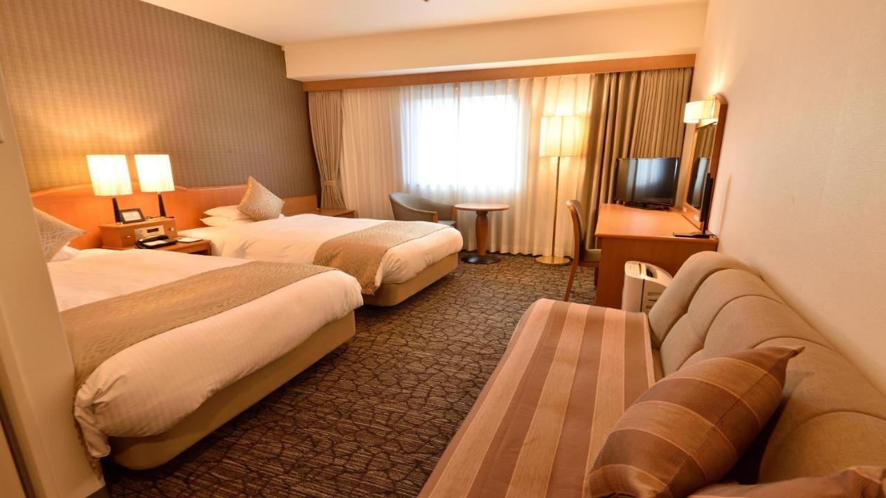 Okayama Koraku Hotel Екстер'єр фото